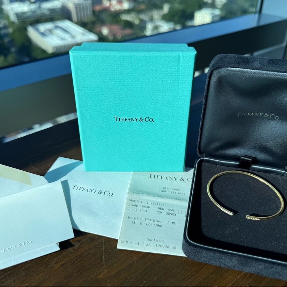 Tiffany & Co. Gold and Diamond Metro Wire Bangle